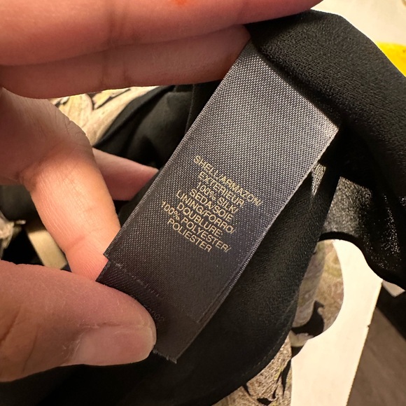 Liz Claiborne Black and Cream Floral Blouse - Picture 7 of 8